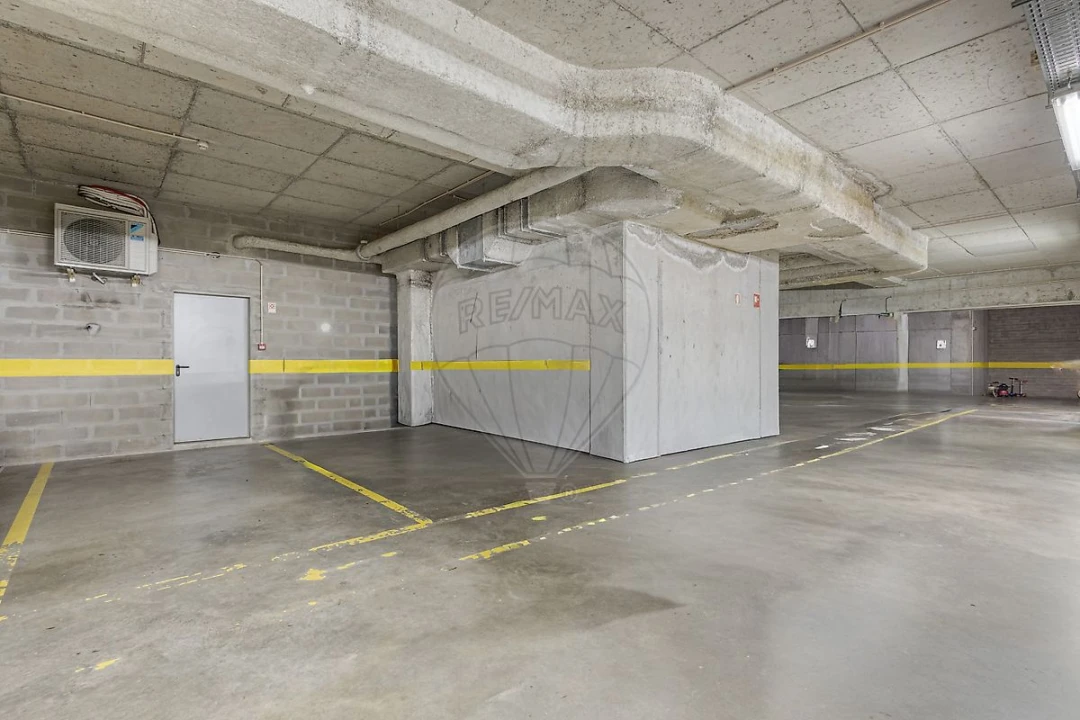 Apartamento T3 para Arrendamento em Santa Marinha e São Pedro da Afurada Foto 25