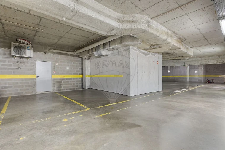 Apartamento T3 para Arrendamento em Santa Marinha e São Pedro da Afurada Foto 25