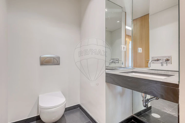 Apartamento T3 para Arrendamento em Santa Marinha e São Pedro da Afurada Foto 7