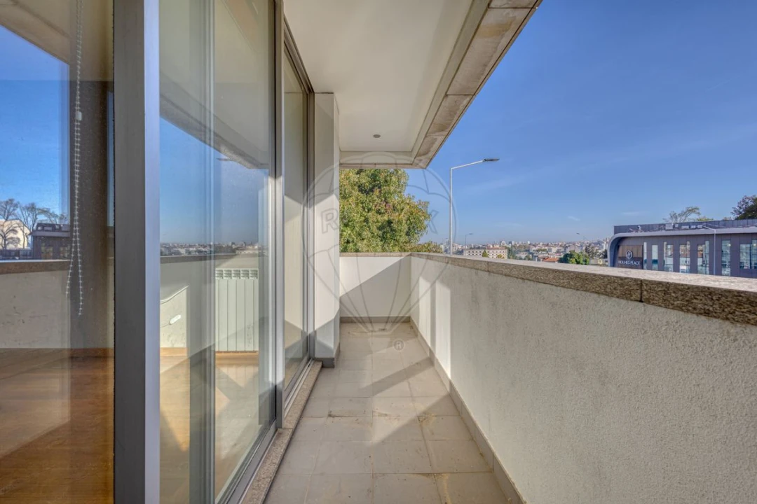 Apartamento T3 para Arrendamento em Santa Marinha e São Pedro da Afurada Foto 17