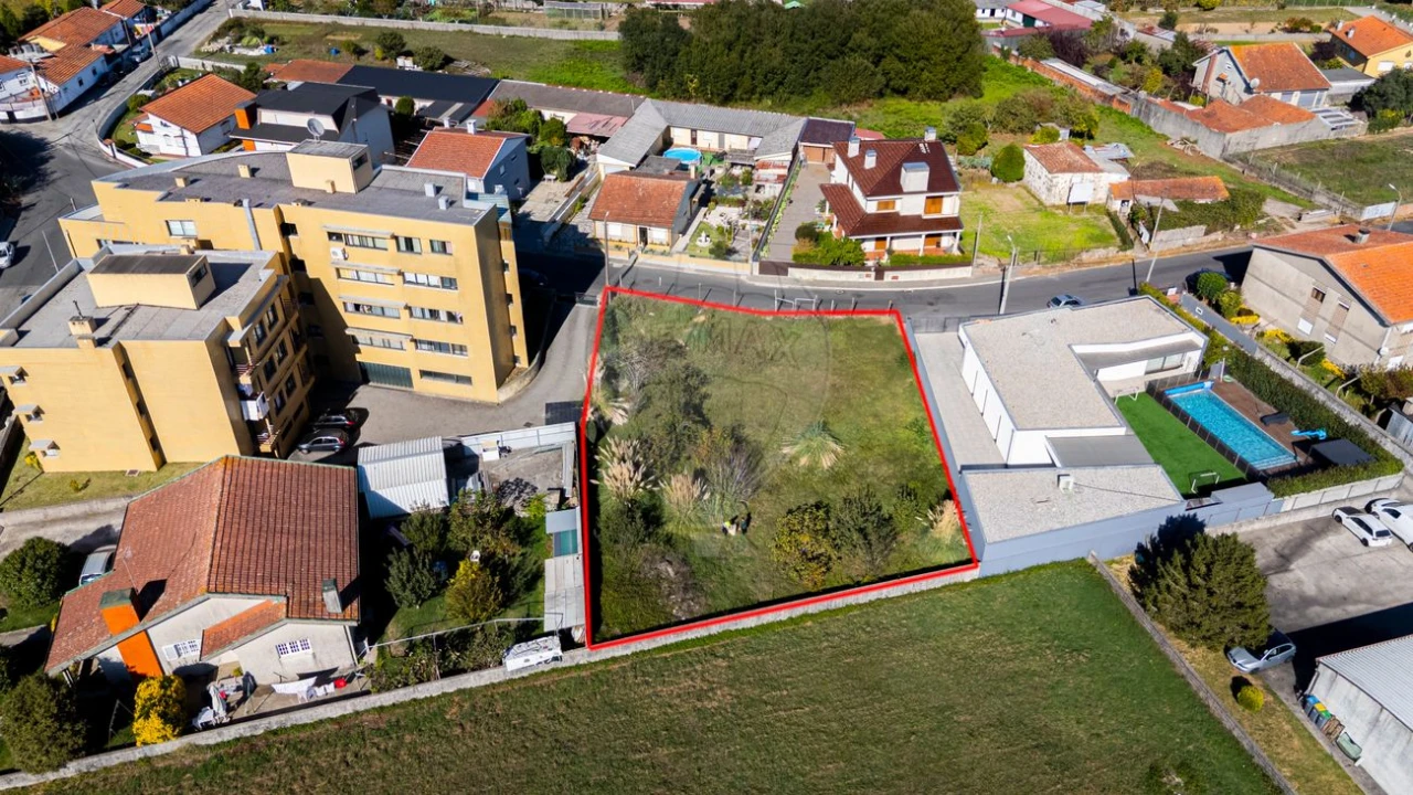 Terreno para Venda em Pedroso e Seixezelo Foto 12