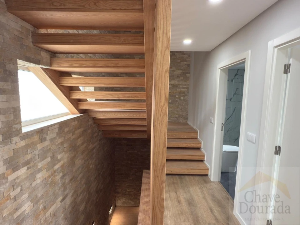 Moradia T3 para Venda em São Martinho do Bispo e Ribeira de Frades Foto 10