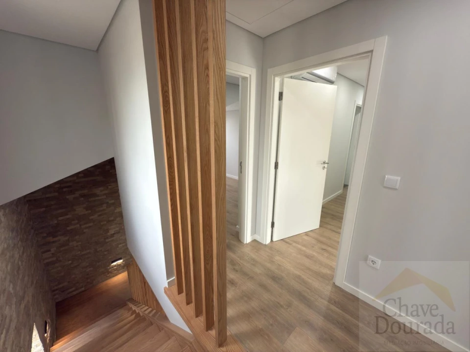 Moradia T3 para Venda em São Martinho do Bispo e Ribeira de Frades Foto 27