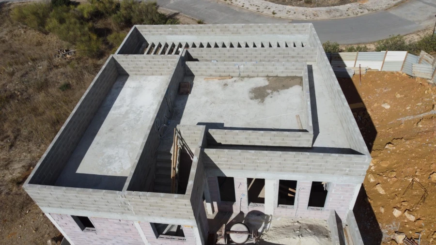 Moradia T4 para Venda em Mexilhoeira Grande Foto 21