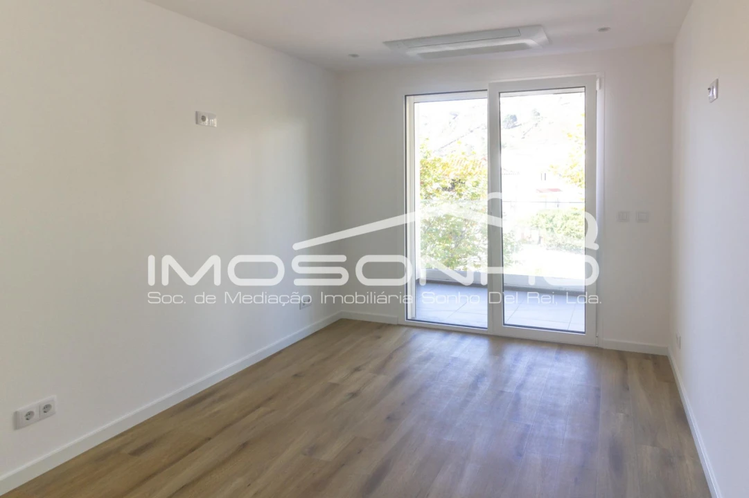 Apartamento T2 para Venda em Nazare Foto 14