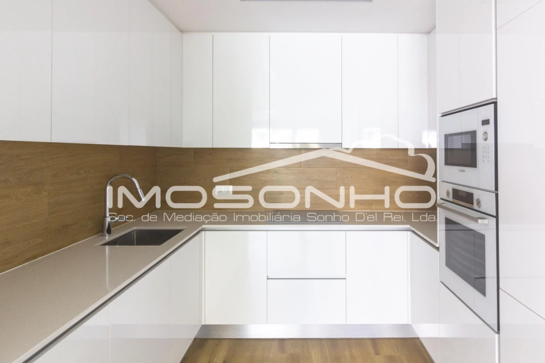 Apartamento T2 para Venda em Nazare Foto 8