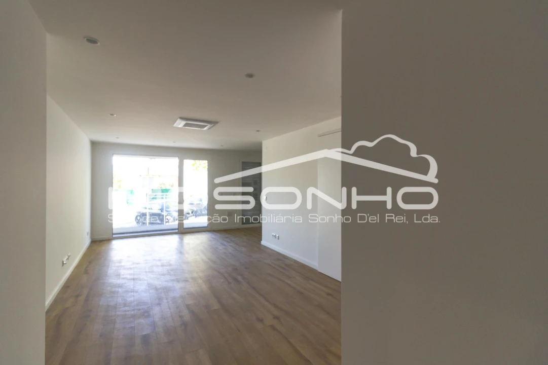 Apartamento T2 para Venda em Nazare Foto 4