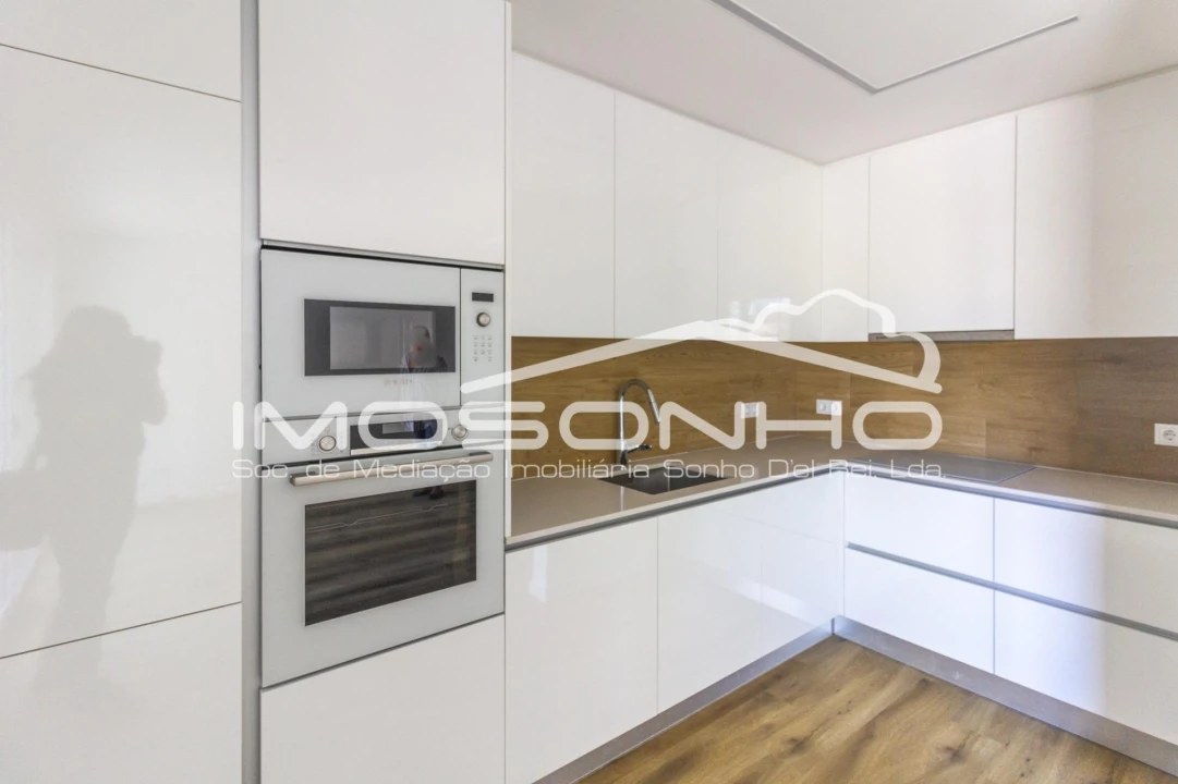 Apartamento T2 para Venda em Nazare Foto 6