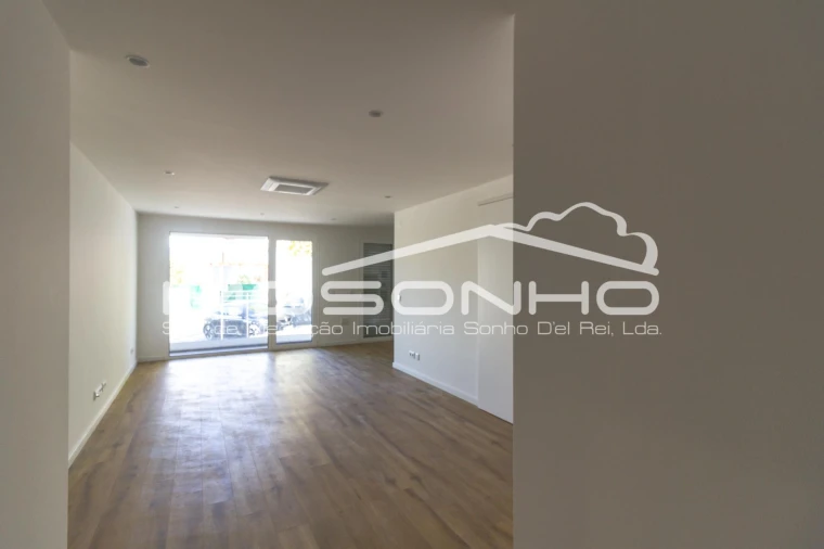 Apartamento T2 para Venda em Nazare Foto 4