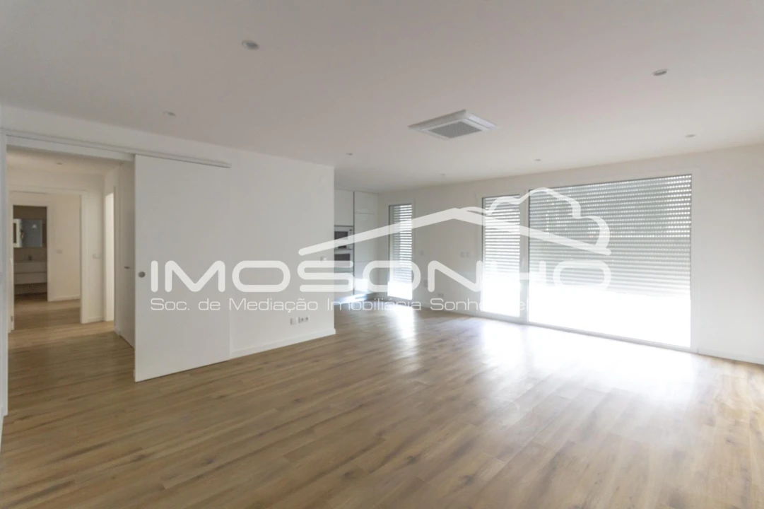 Apartamento T2 para Venda em Nazare Foto 3