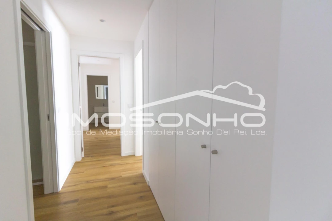 Apartamento T2 para Venda em Nazare Foto 8