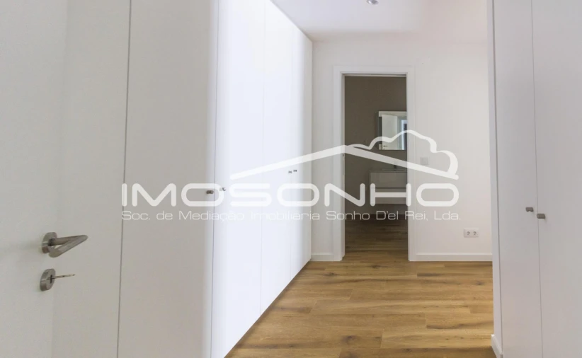 Apartamento T2 para Venda em Nazare Foto 14