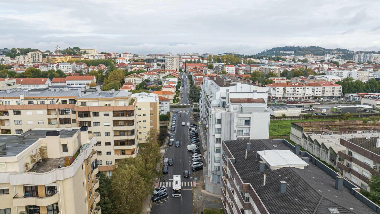 Apartamento T5 para Venda em São Vitor (Braga) Foto 34