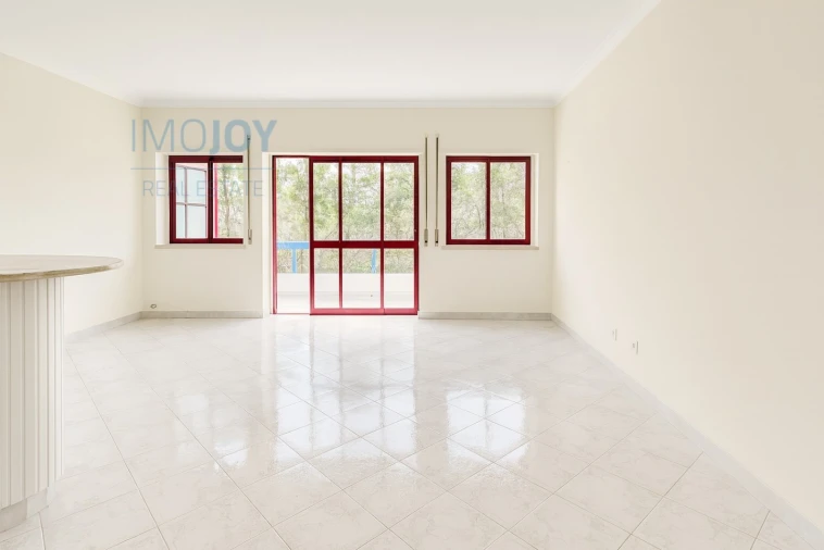 Apartamento T1 para Venda em Almargem do Bispo, Pêro Pinheiro e Montelavar Foto 2