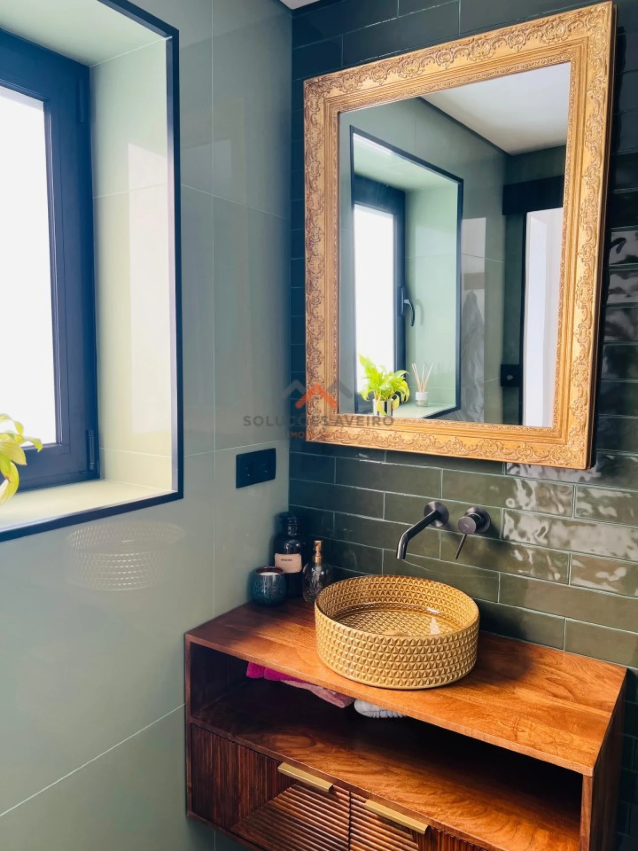 Moradia T6 para Venda em Barrô e Aguada de Baixo Foto 41