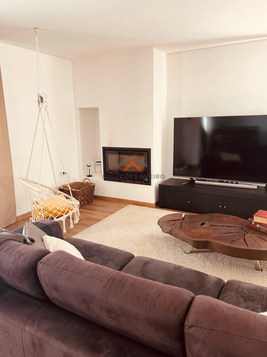 Moradia T6 para Venda em Barrô e Aguada de Baixo Foto 32