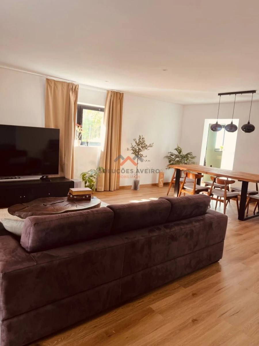 Moradia T6 para Venda em Barrô e Aguada de Baixo Foto 34