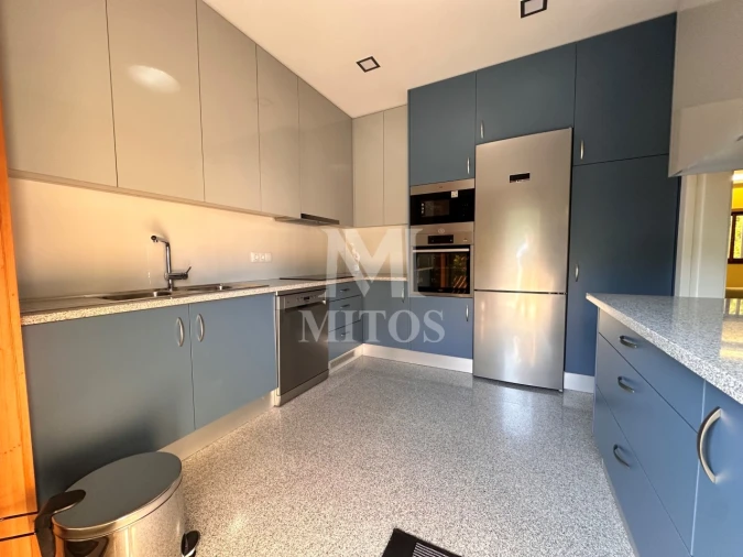 Apartamento T3 para Arrendamento em Santa Maria Maior e Monserrate e Meadela Foto 3