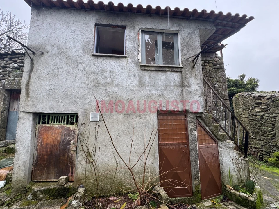 Moradia T2 para Venda em Vila Franca das Naves e Feital Foto 3