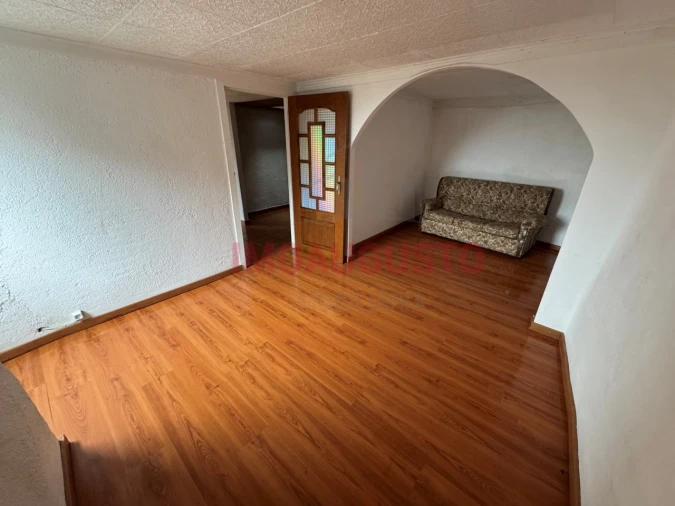 Moradia T2 para Venda em Vila Franca das Naves e Feital Foto 10