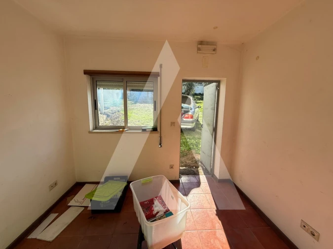 Armazém para Venda em Arrabal Foto 9