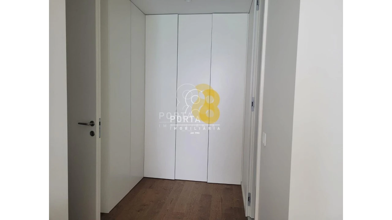 Apartamento T4 para Venda em Matosinhos e Leça da Palmeira Foto 22