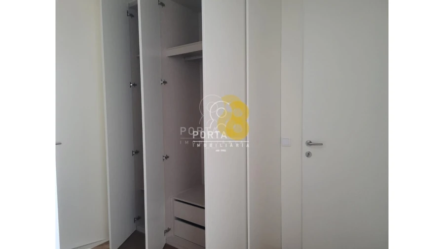 Apartamento T4 para Venda em Matosinhos e Leça da Palmeira Foto 17