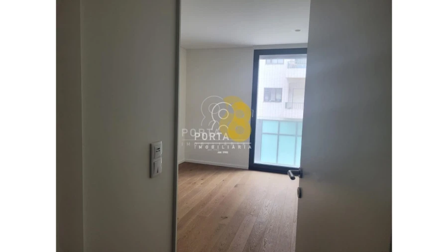 Apartamento T4 para Venda em Matosinhos e Leça da Palmeira Foto 15