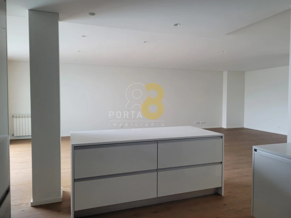 Apartamento T3 para Venda em Matosinhos e Leça da Palmeira Foto 3