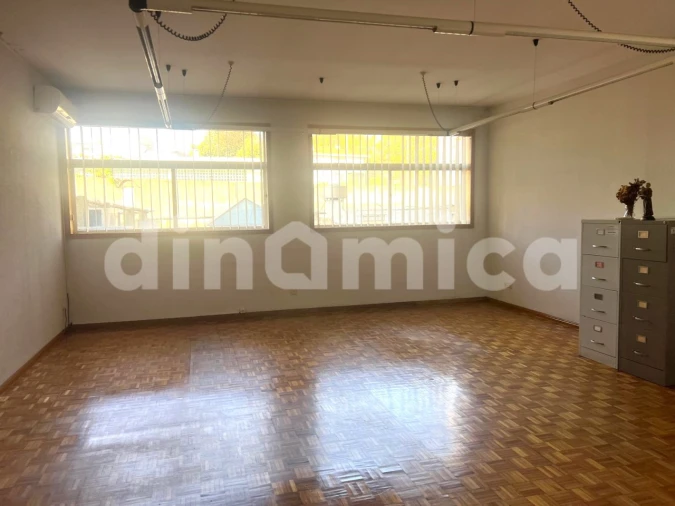 Escritório para Arrendamento em Vila Nova de Famalicão e Calendário Foto 3