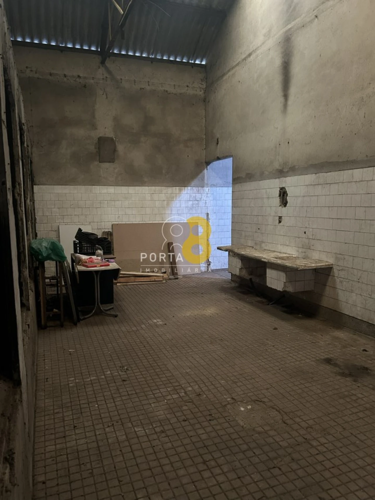 Armazém para Venda em Milheiros Foto 4