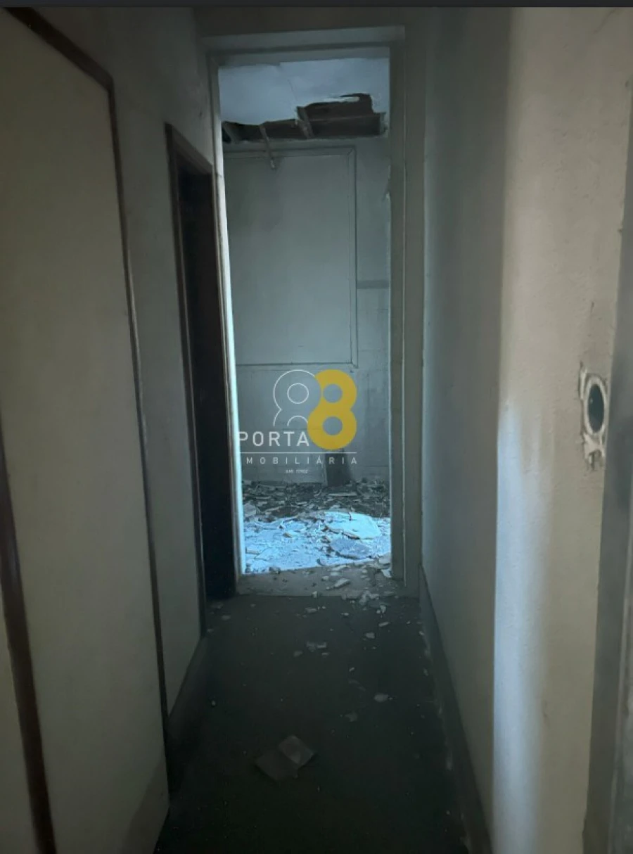 Armazém para Venda em Milheiros Foto 9