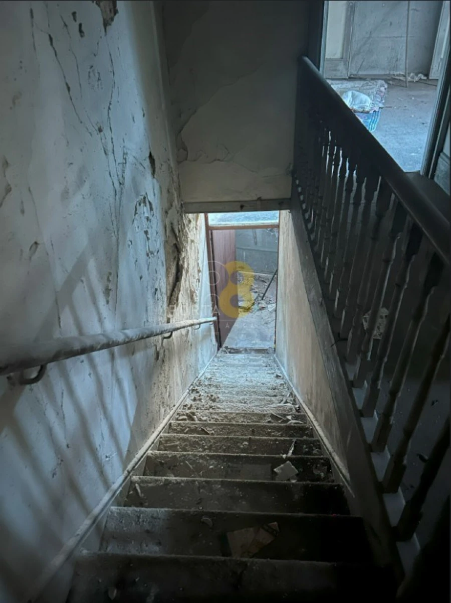 Armazém para Venda em Milheiros Foto 10