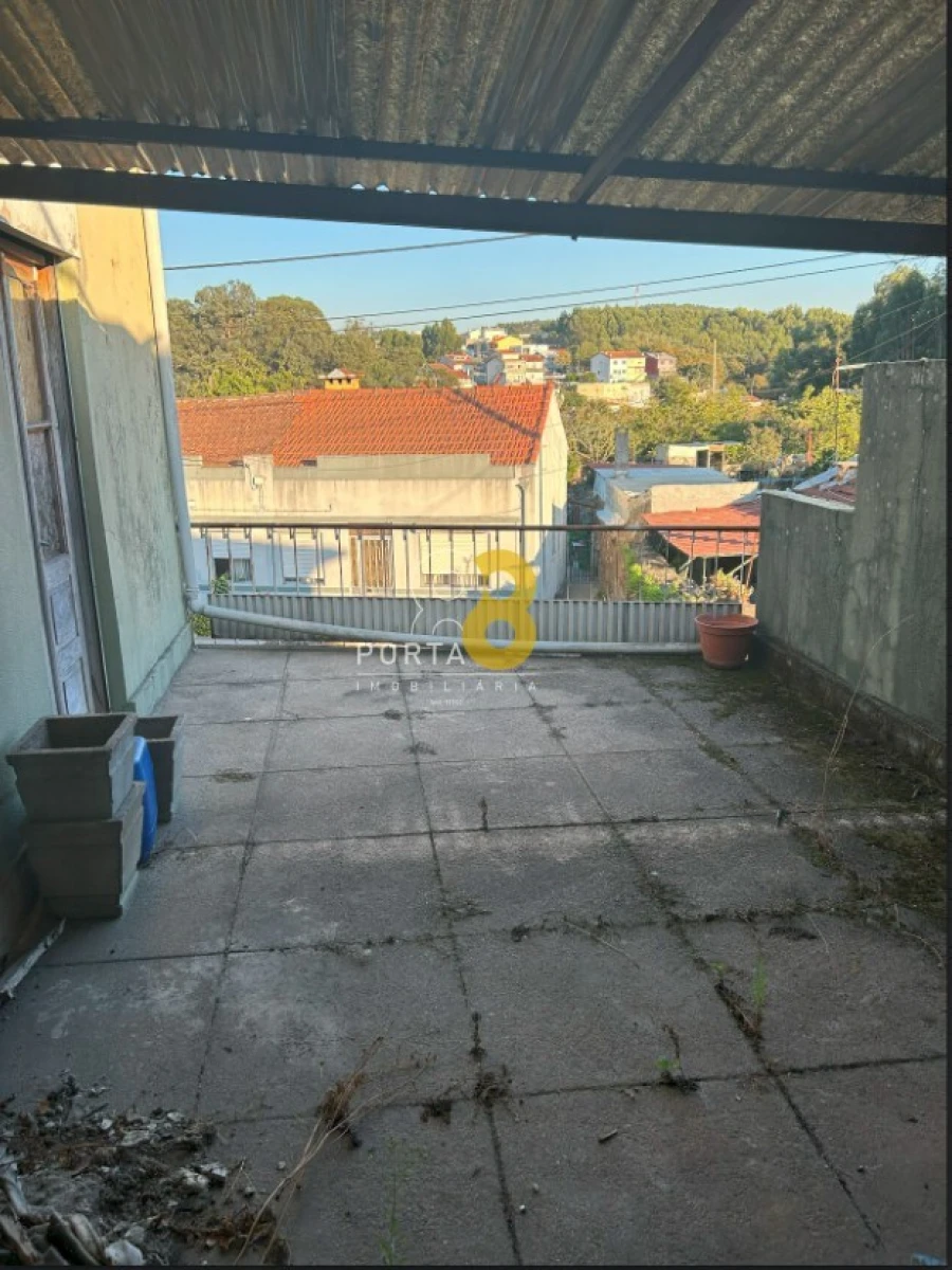 Armazém para Venda em Milheiros Foto 18