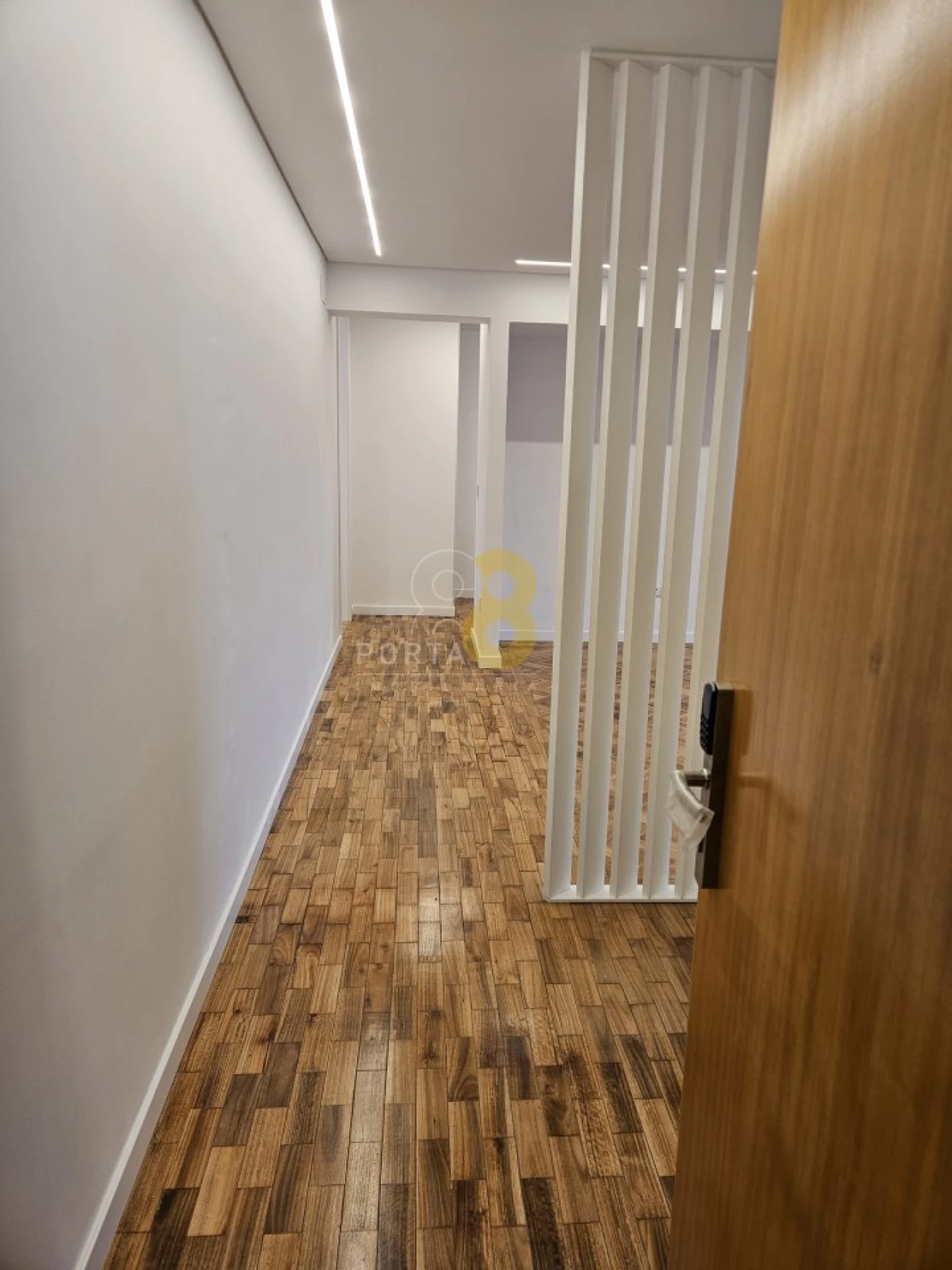 Apartamento T4 para Venda em Cedofeita, Santo Ildefonso, Sé, Miragaia, São Nicolau e Vitória Foto 8
