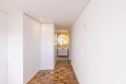 Apartamento T4 para Venda em Cedofeita, Santo Ildefonso, Sé, Miragaia, São Nicolau e Vitória