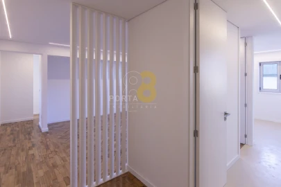 Apartamento T4 para Venda em Cedofeita, Santo Ildefonso, Sé, Miragaia, São Nicolau e Vitória