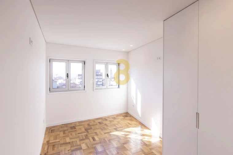 Apartamento T4 para Venda em Cedofeita, Santo Ildefonso, Sé, Miragaia, São Nicolau e Vitória Foto 20