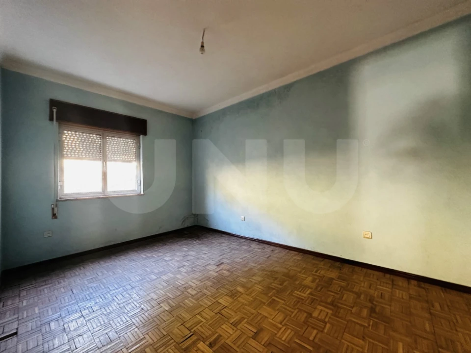 Moradia T8 para Venda em Teixoso e Sarzedo Foto 30