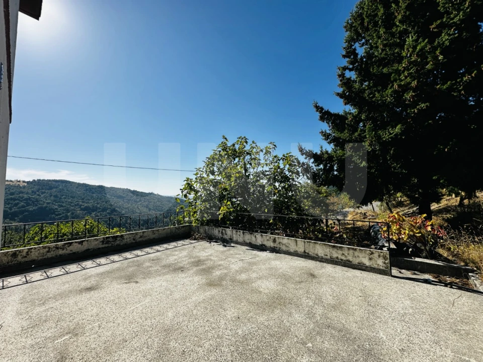 Moradia T8 para Venda em Teixoso e Sarzedo Foto 22