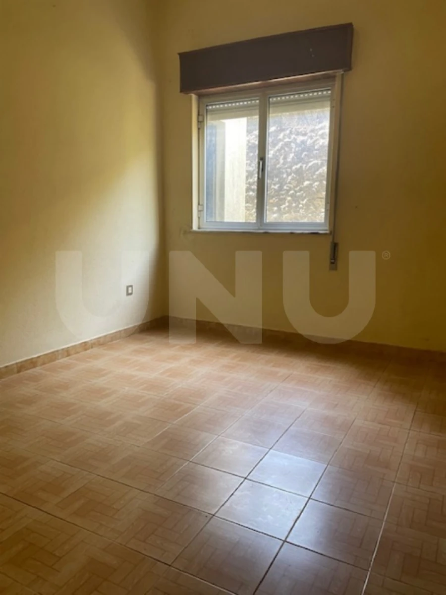 Moradia T8 para Venda em Teixoso e Sarzedo Foto 8