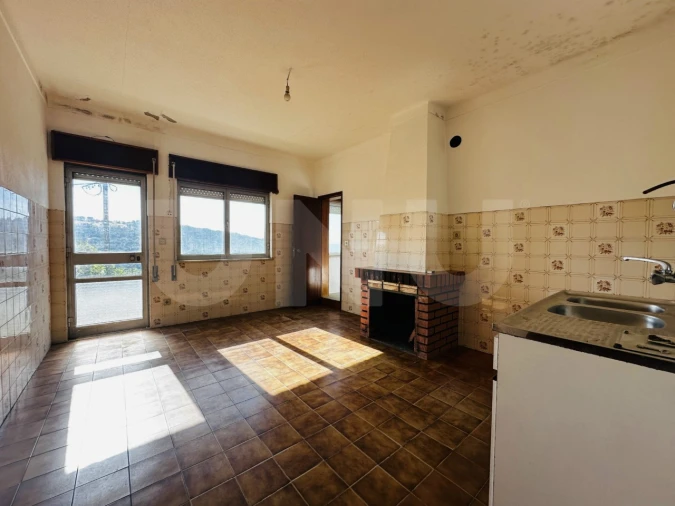 Moradia T8 para Venda em Teixoso e Sarzedo Foto 14