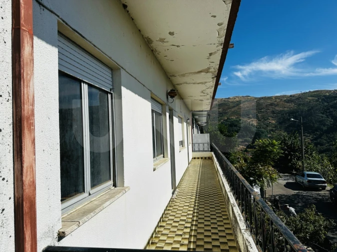 Moradia T8 para Venda em Teixoso e Sarzedo Foto 20