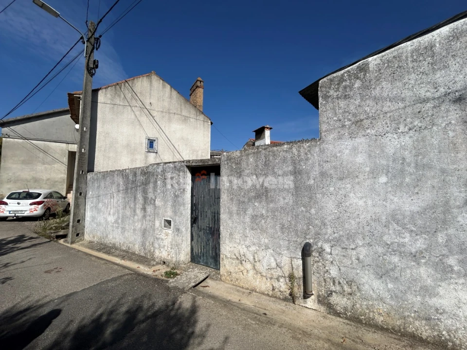 Moradia T2 para Venda em Paialvo Foto 3