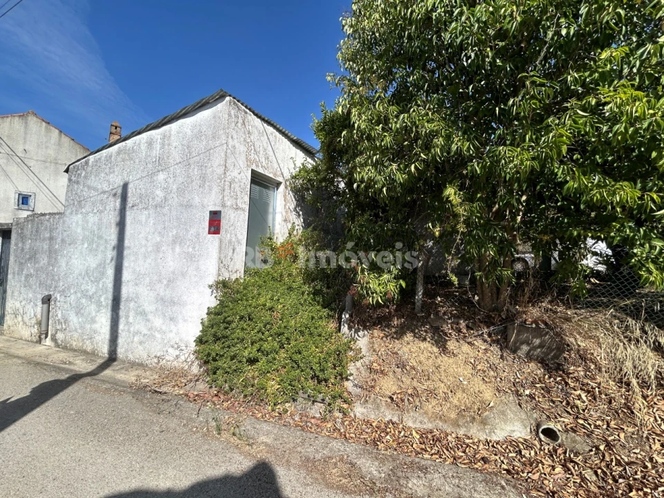 Moradia T2 para Venda em Paialvo Foto 6