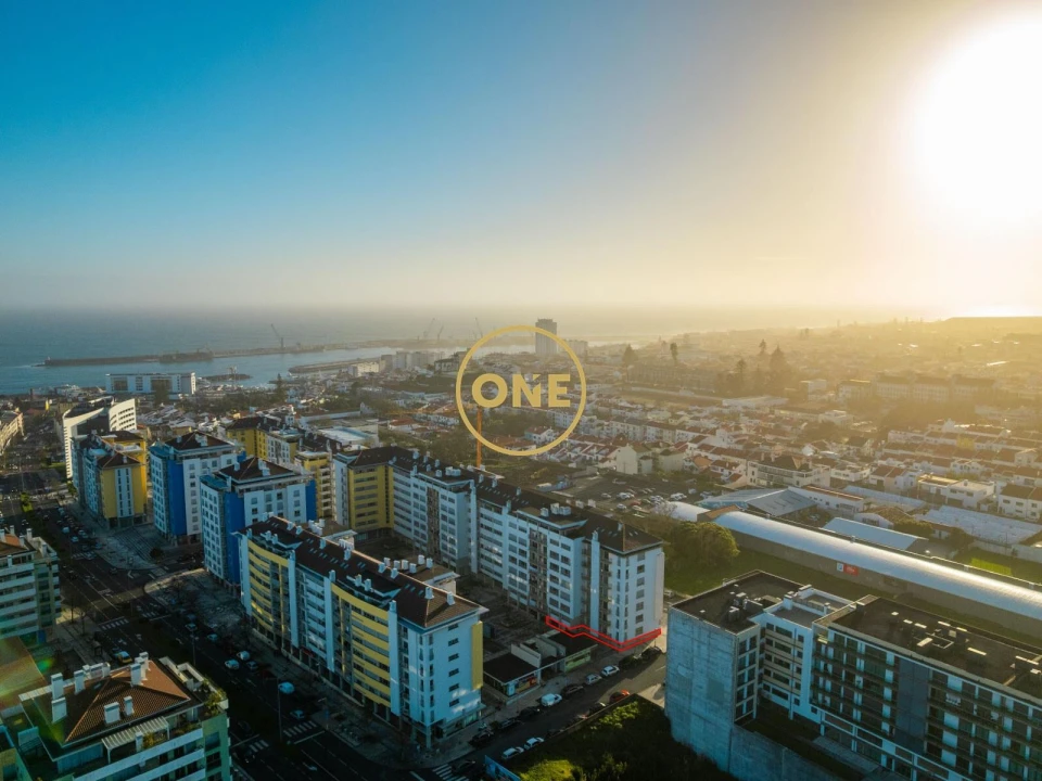 Loja para Venda em Ponta Delgada (São Pedro) Foto 14