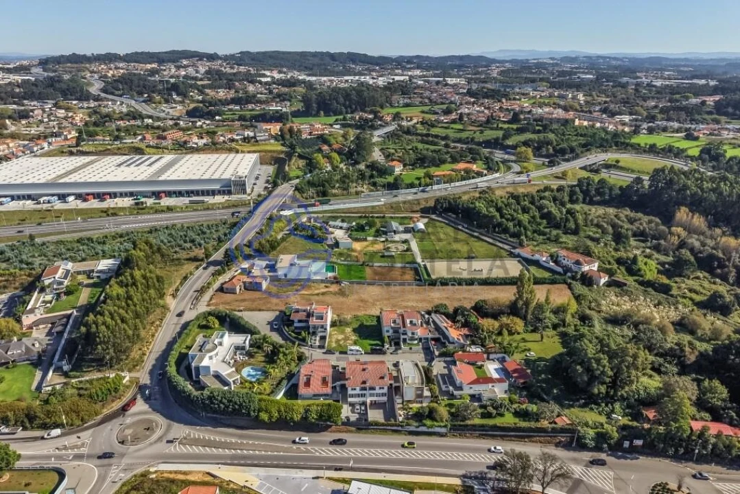 Terreno para Venda em Gulpilhares e Valadares Foto 15