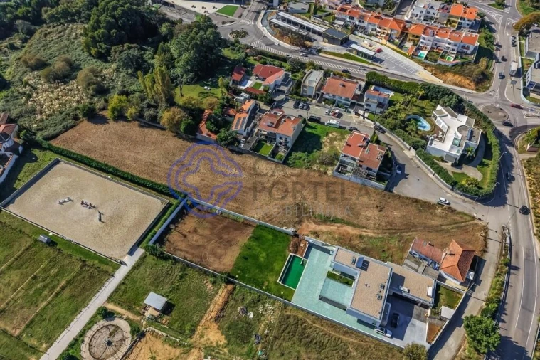 Terreno para Venda em Gulpilhares e Valadares Foto 10