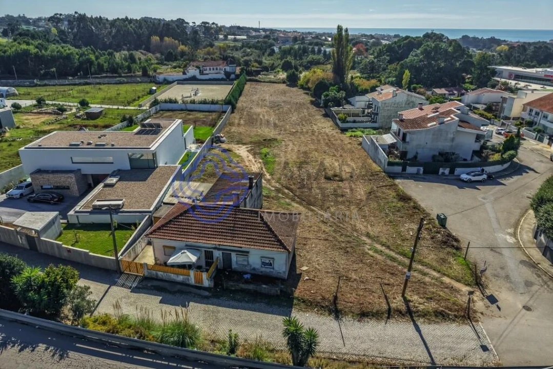 Terreno para Venda em Gulpilhares e Valadares Foto 6