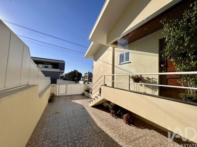 Moradia T3 para Venda em Nogueira e Silva Escura Foto 24